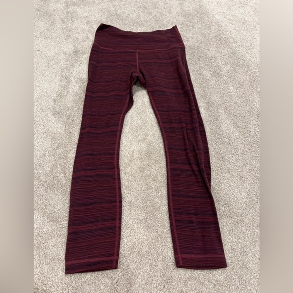 Lululemon wunder  Under size 8 red high rise legging